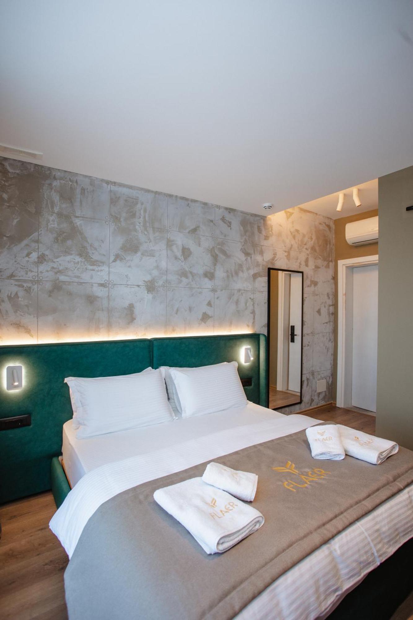 Hotel Flaer Shkodër Екстериор снимка