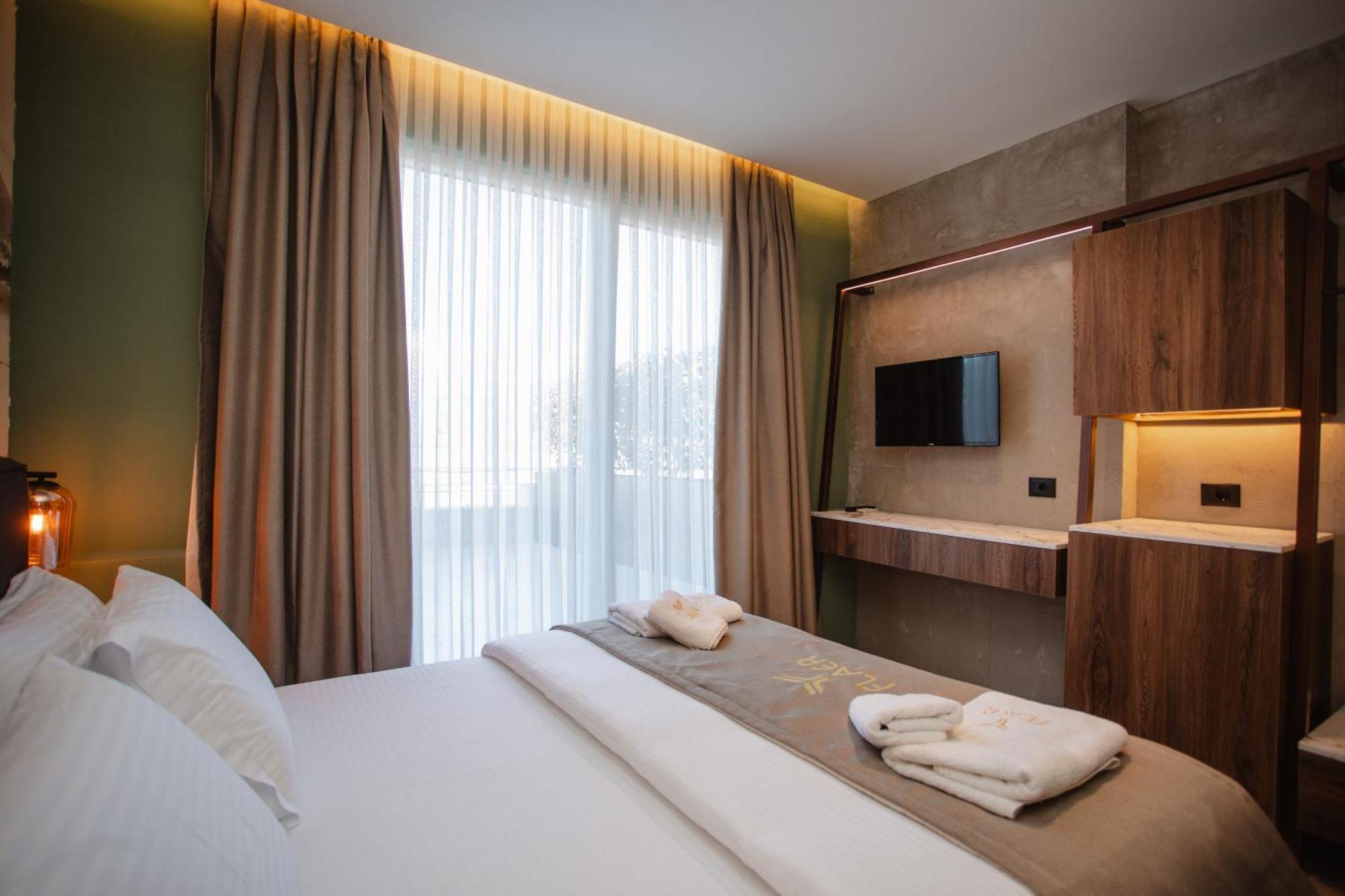 Hotel Flaer Shkodër Стая снимка