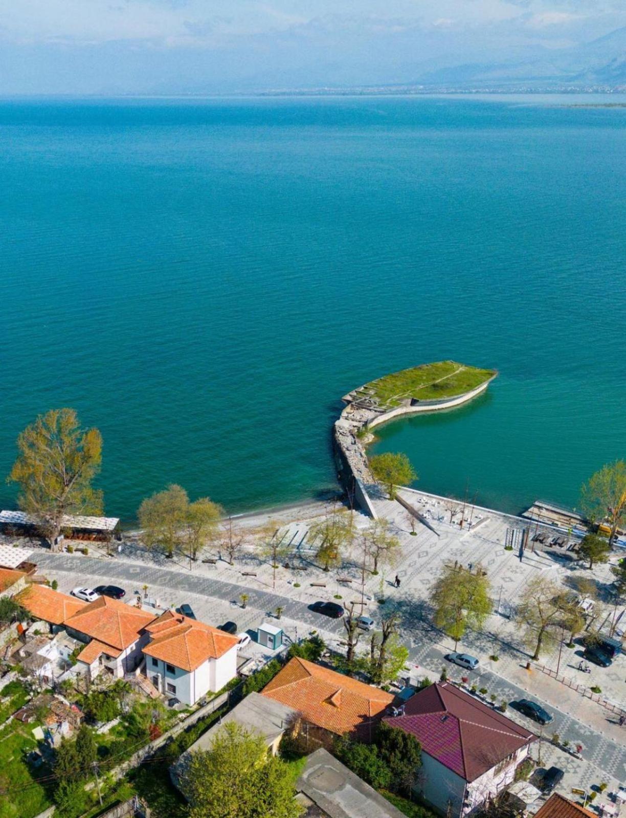 Hotel Flaer Shkodër Екстериор снимка